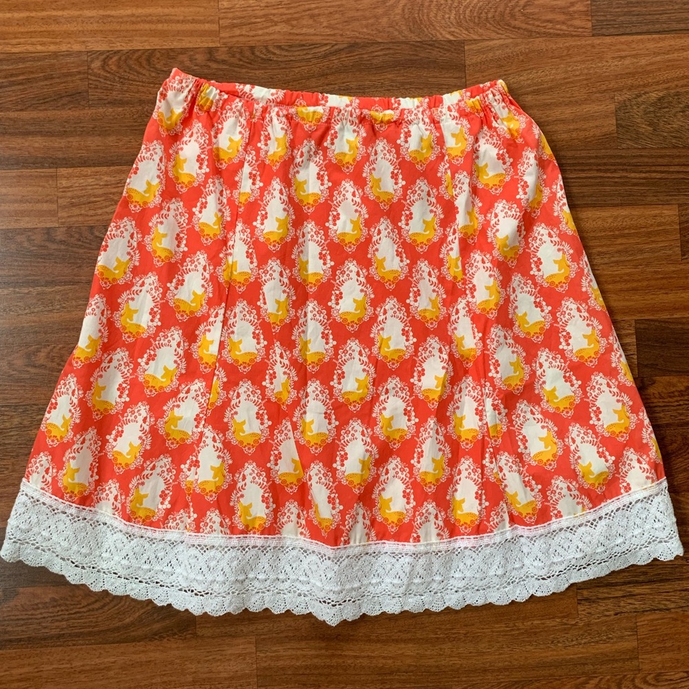 NWOT Whimsy Skirt Coral w Pretty White Lace Trim Women Small Classy Deer